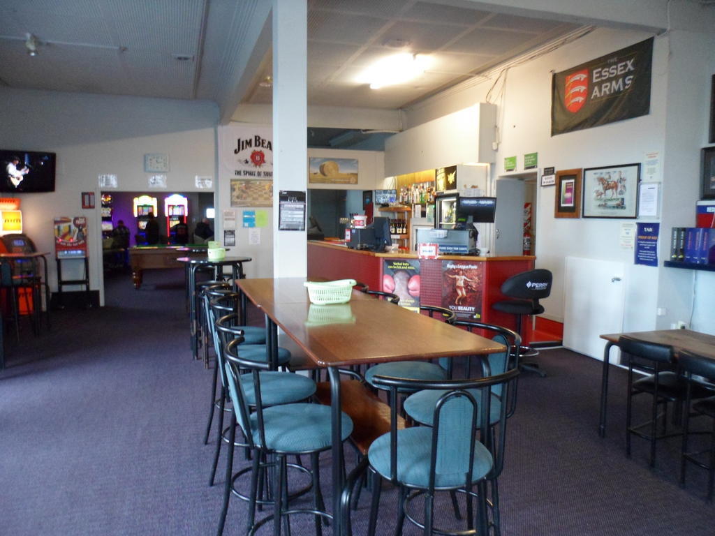 Motel Essex Arms Huntly Exterior foto