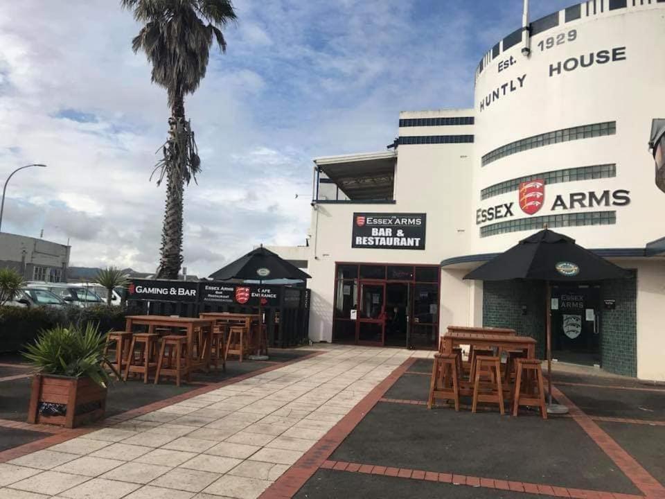 Motel Essex Arms Huntly Exterior foto